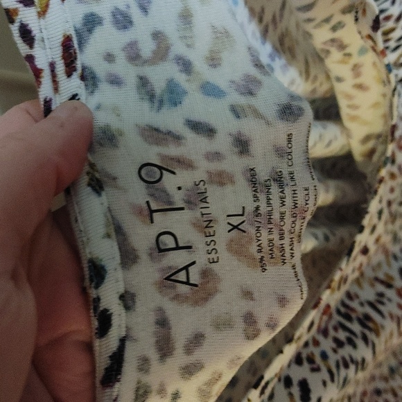 Apt 9 long sleeve tunic - Picture 2 of 3